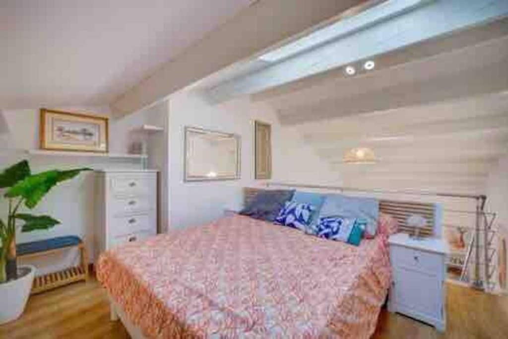 Tres Bel Appartement Climatise Terrasse Et Vue Mer Bandol Eksteriør bilde